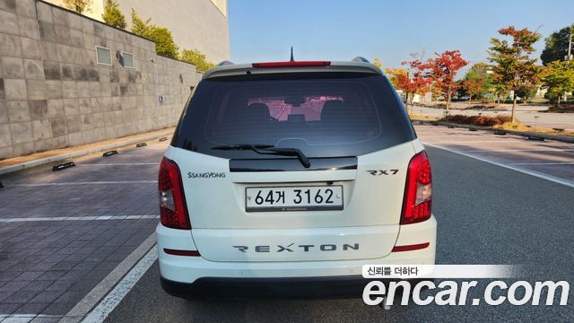KG Mobility Rexton 2013 — photo 4