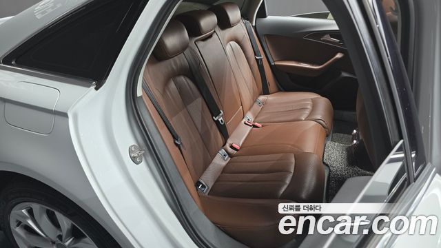 Audi A6 2016 — photo 12