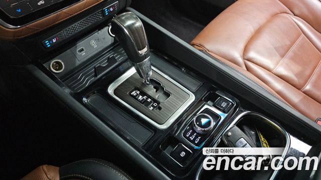 KG Mobility Rexton 2018 — photo 9