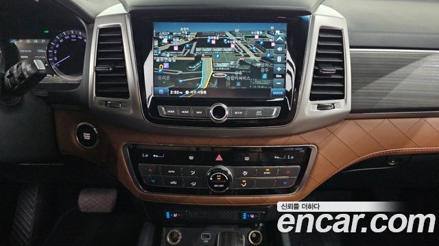 KG Mobility Rexton 2018 — photo 12
