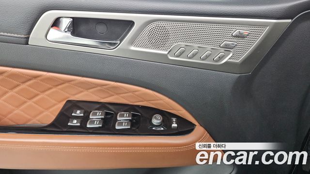 KG Mobility Rexton 2018 — photo 16