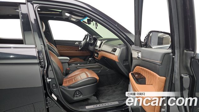 KG Mobility Rexton 2018 — photo 18