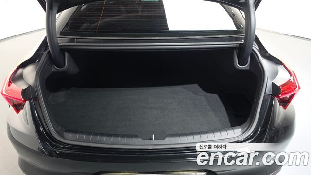 Kia K8 2022 — photo 21