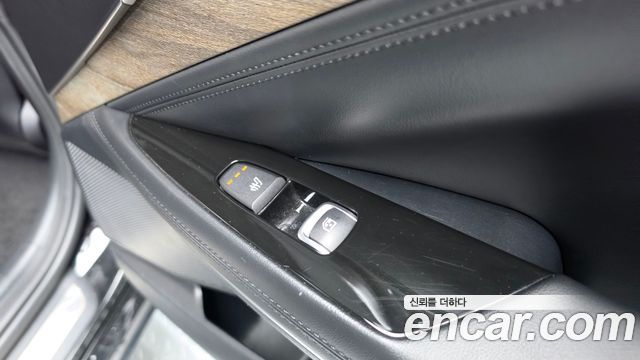 Kia K8 2022 — photo 22