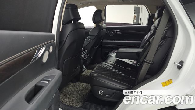 Genesis GV80 2020 — photo 12