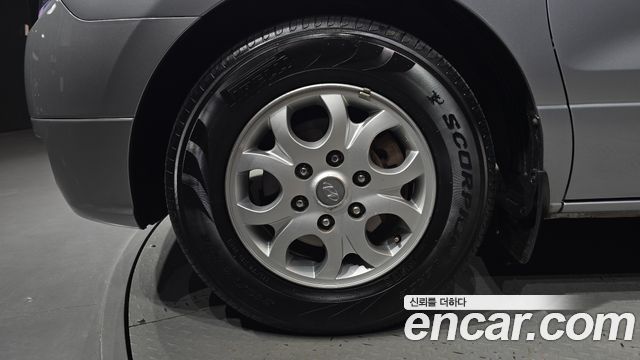 Hyundai Starex 2011 — photo 5