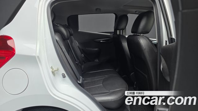 Chevrolet Korea Spark 2016 — photo 17