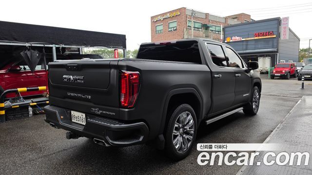 GMC Sierra 2024 — photo 2