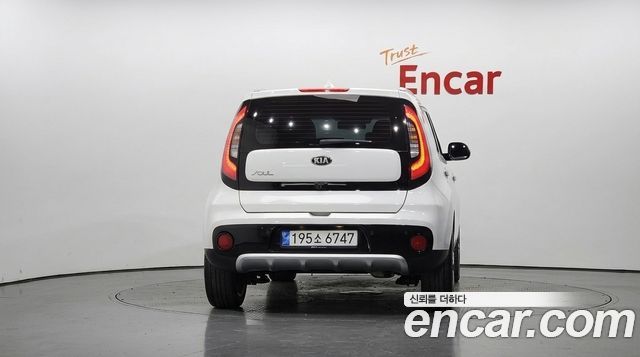 Kia Soul 2017 — photo 4