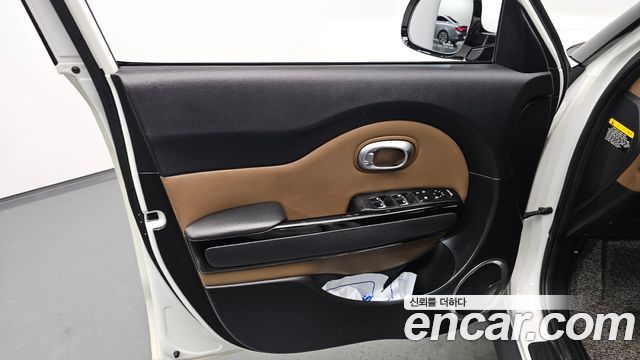 Kia Soul 2017 — photo 14
