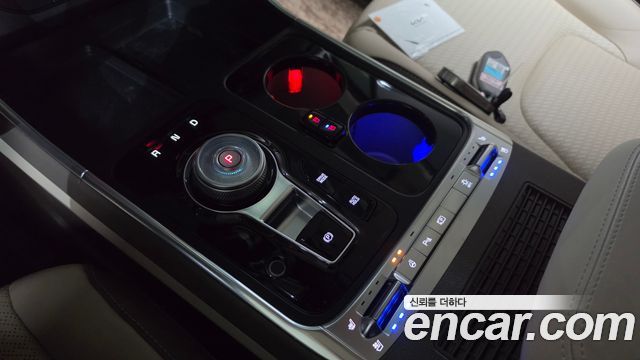 Kia Canival 2025 — photo 12
