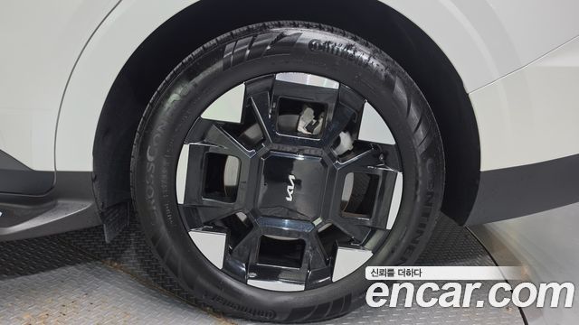Kia Canival 2025 — photo 7