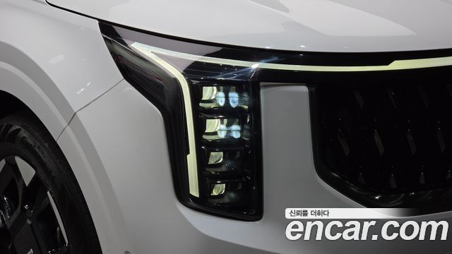 Kia Canival 2025 — photo 8