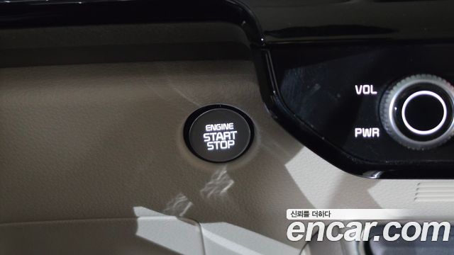 Kia Canival 2025 — photo 28
