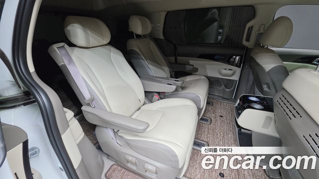 Kia Canival 2025 — photo 34