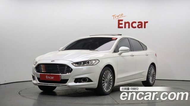 Ford Mondeo 2017 — photo 1