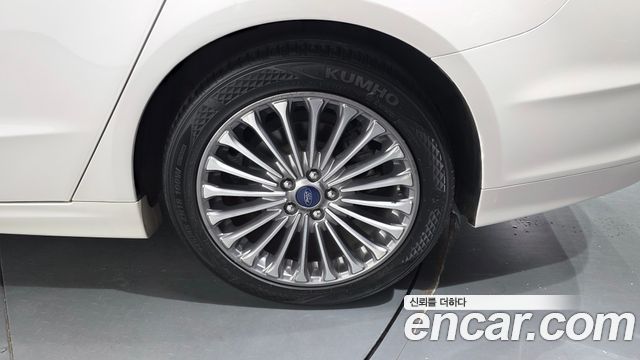Ford Mondeo 2017 — photo 7
