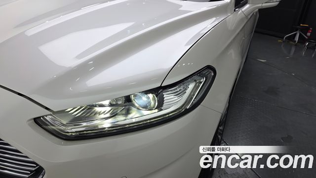 Ford Mondeo 2017 — photo 8