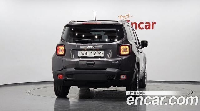 Jeep Renegade 2018 — photo 4