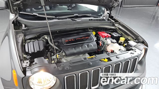 Jeep Renegade 2018 — photo 6