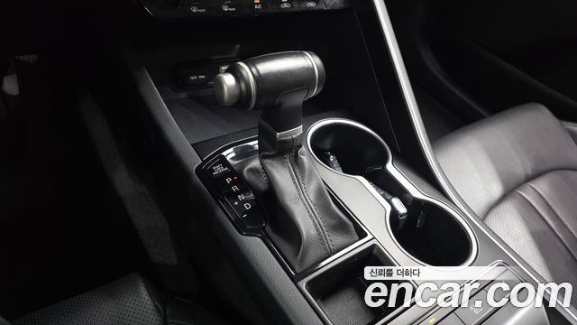 Kia K5 2023 — photo 12