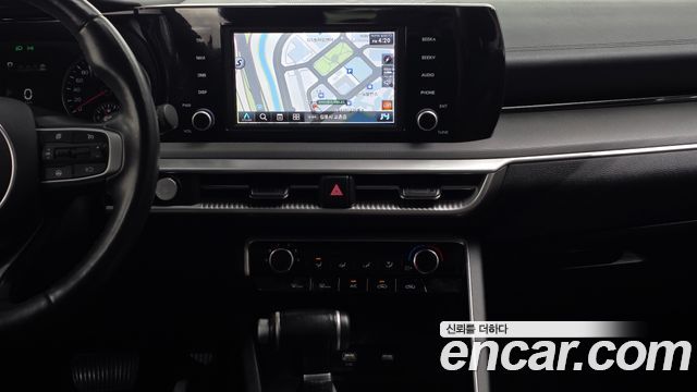Kia K5 2023 — photo 19