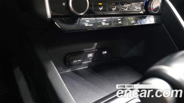Kia K5 2023 — photo 28
