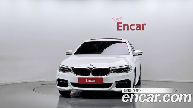 BMW 5-Series 2018 — photo 3