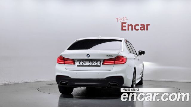 BMW 5-Series 2018 — photo 4