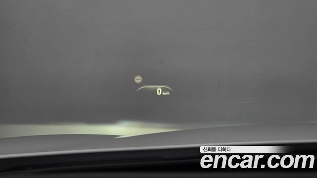 BMW 5-Series 2018 — photo 30