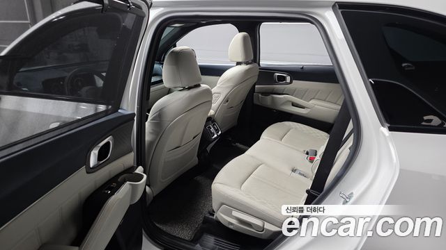Kia Sorento 2025 — photo 17