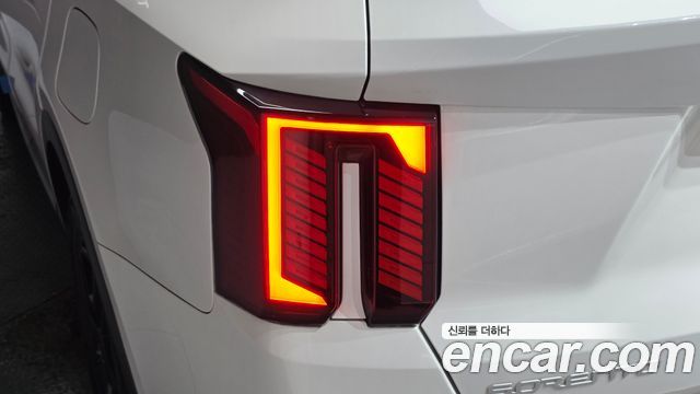 Kia Sorento 2025 — photo 9