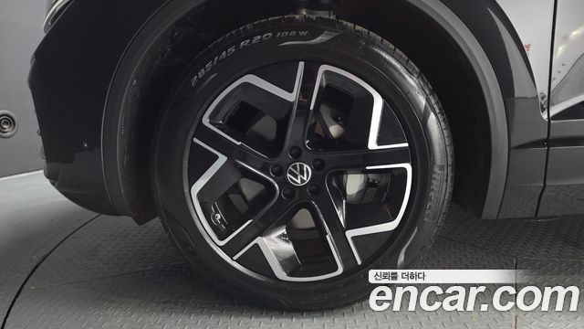 Volkswagen Touareg 2026 — photo 5