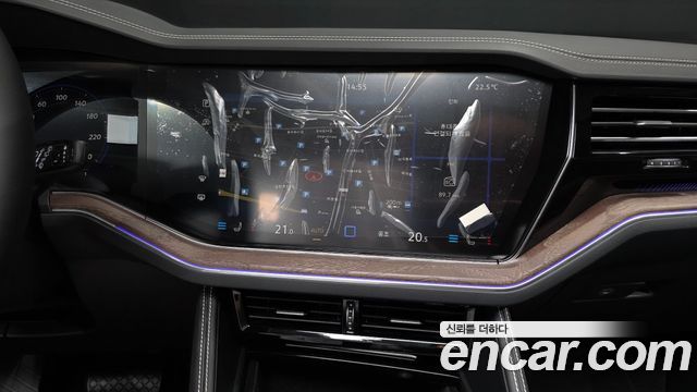 Volkswagen Touareg 2026 — photo 20