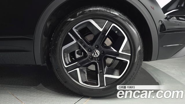Volkswagen Touareg 2026 — photo 7