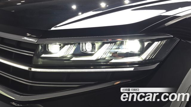 Volkswagen Touareg 2026 — photo 8