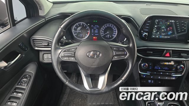 Hyundai Santafe 2020 — photo 18