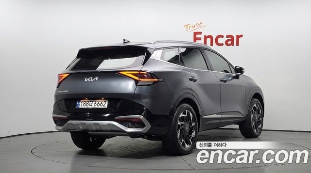 Kia Sportage 2023 — photo 2