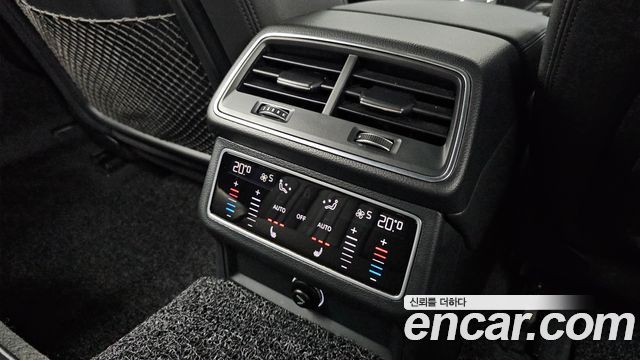 Audi A6 2020 — photo 19