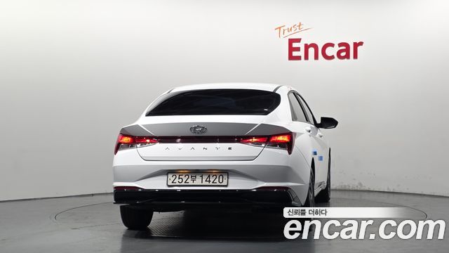 Hyundai AVANTE 2023 — photo 4