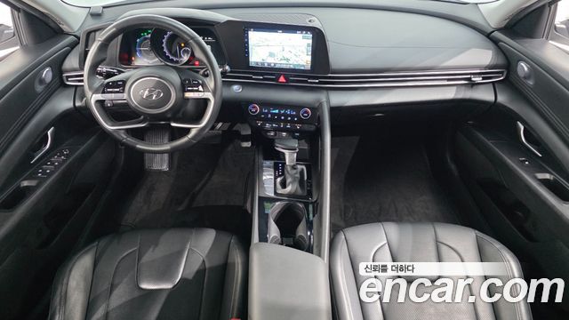 Hyundai AVANTE 2023 — photo 10