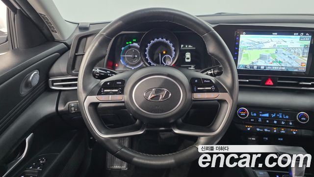 Hyundai AVANTE 2023 — photo 22