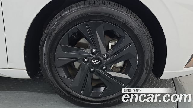 Hyundai AVANTE 2023 — photo 7