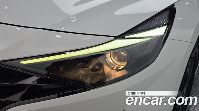 Hyundai AVANTE 2023 — photo 8