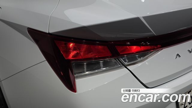 Hyundai AVANTE 2023 — photo 9