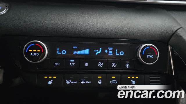 Hyundai AVANTE 2023 — photo 31