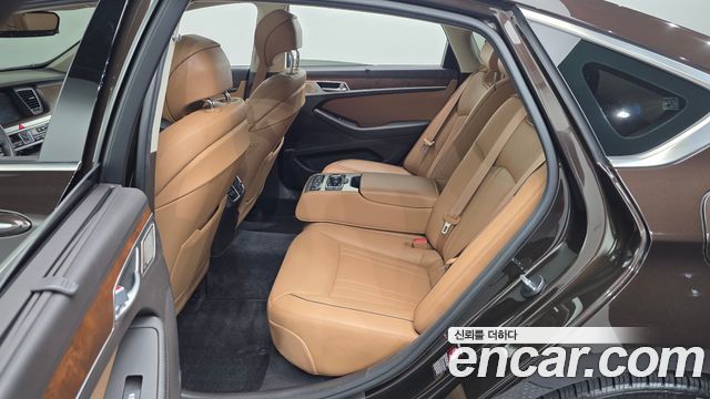 Genesis G80 2018 — photo 17