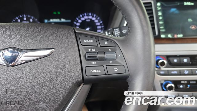 Genesis G80 2018 — photo 22