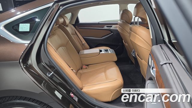 Genesis G80 2018 — photo 26