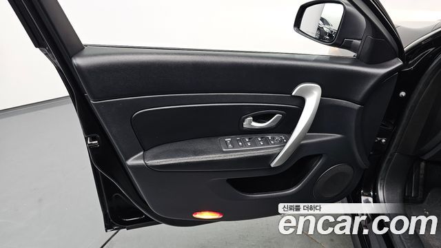 Renault Korea SM5  2018 — photo 14